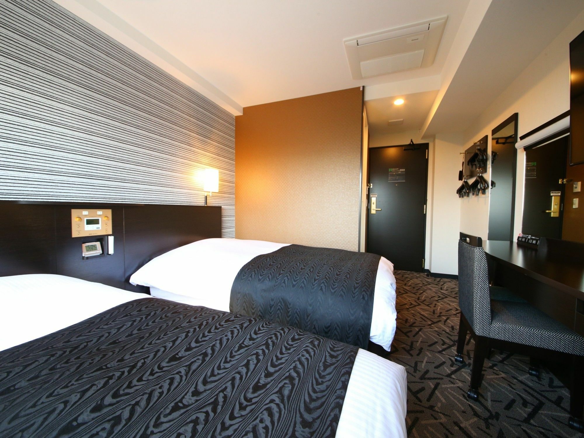 Apa & Tokyo Bay Makuhari Hotel 3*